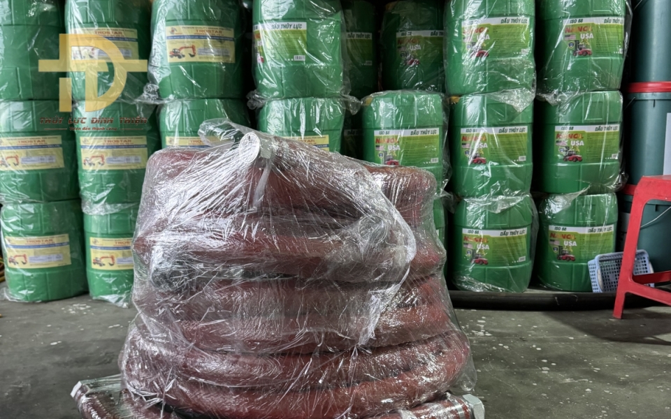 Ống inox bọc cách nhiệt chóng nóng 